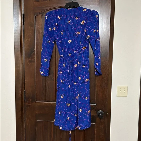 1980s DIANE VON FURSTENBERG WRAP DRESS - Picture 3 of 5